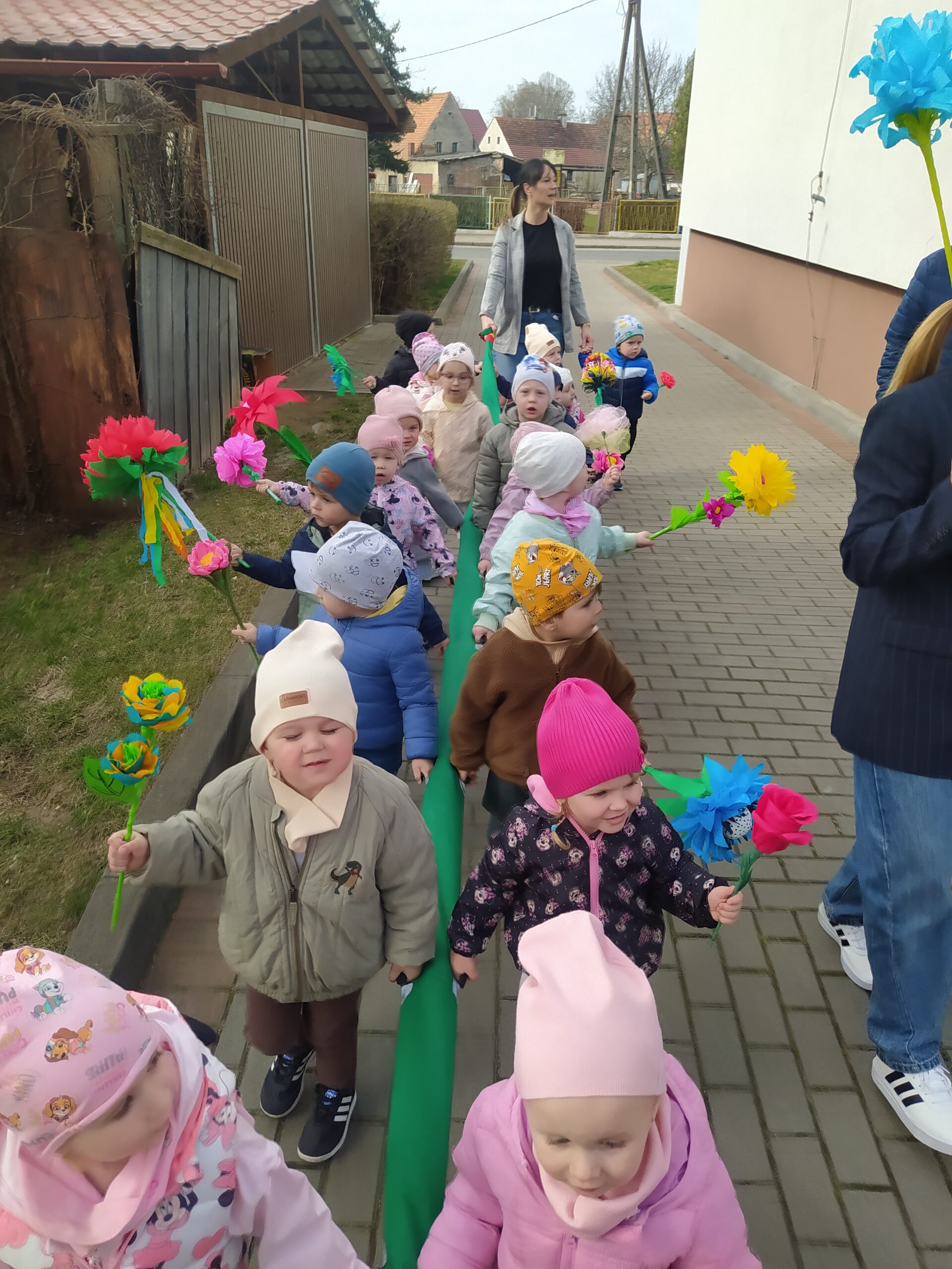 Read more about the article Zabezpieczone: Przywitanie Wiosny w Żłobku